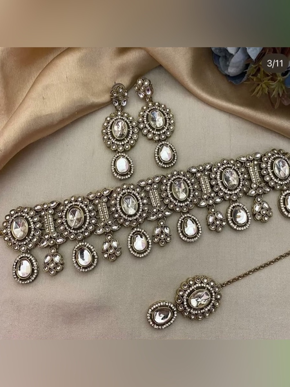 Vintage-Inspired White Stone Choker Necklace Set - Women Jewelry